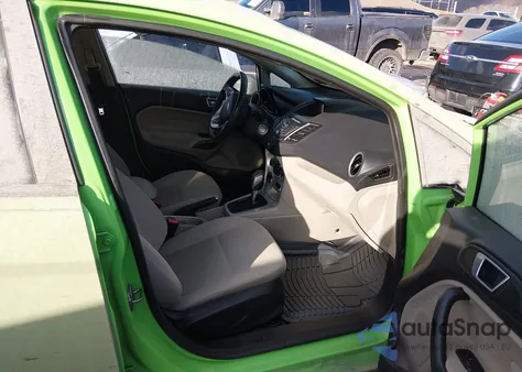 2014 Ford Fiesta Se z USA, uszkodzony, nr VIN 3FADP4EJ7EM110110